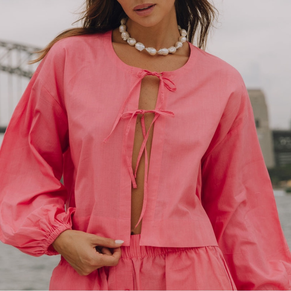 Daily drills pink poplin tie top